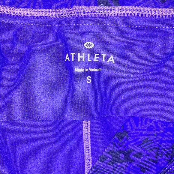athleta crops - Picture 12 of 12